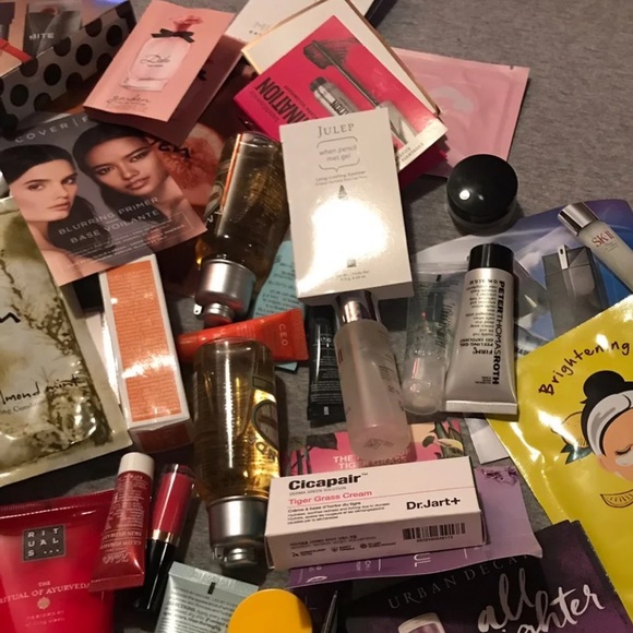 Samples Galore & Bags . - Picture 6 of 6